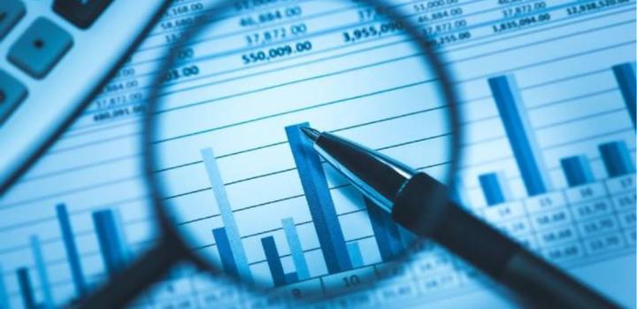 美国纽约州旅游大客车翻车 已致5人死亡数十人受伤